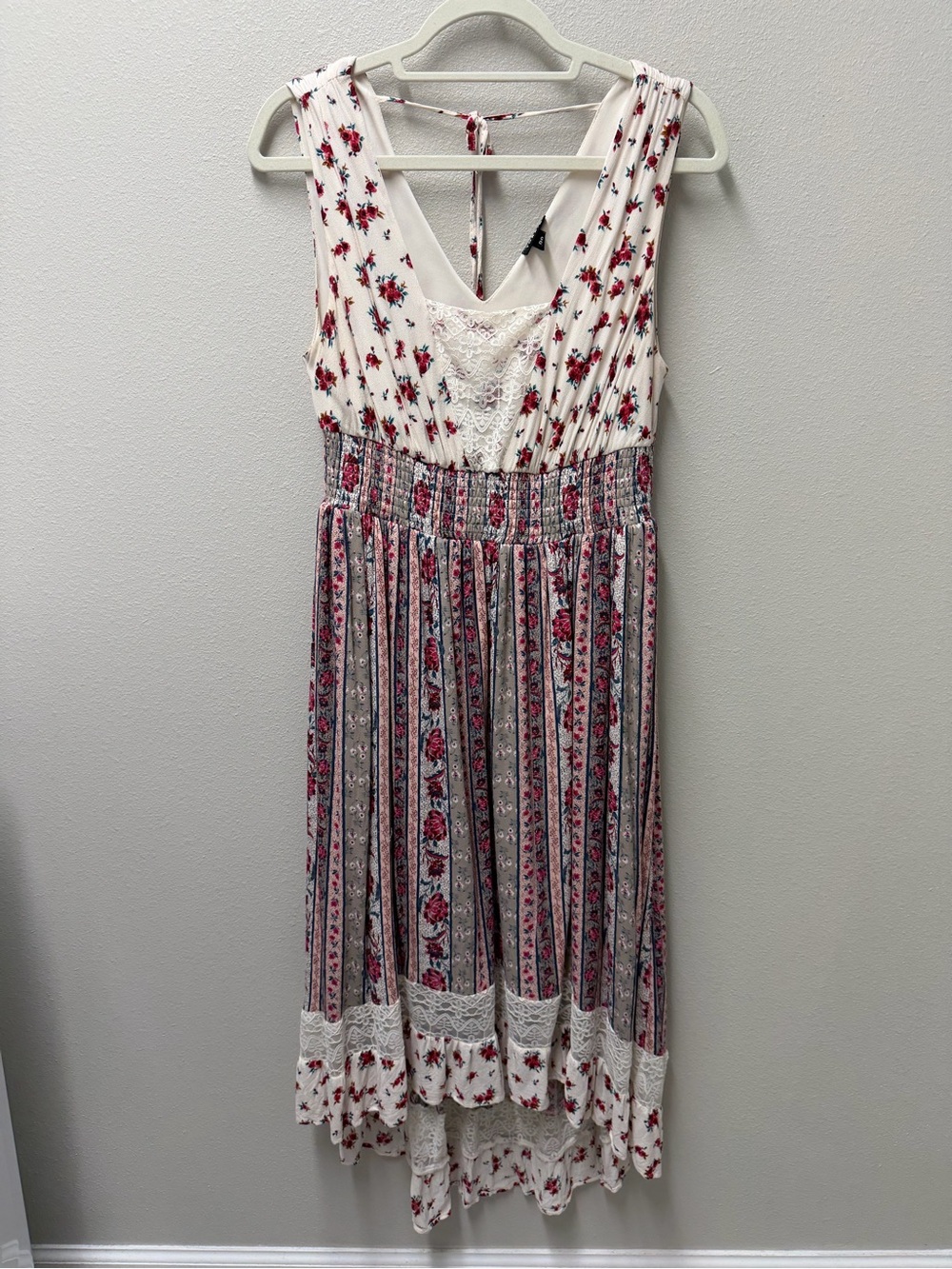 Torrid Maxi Dress Pink & Red Floral High-Low Hem Torrid Size 00